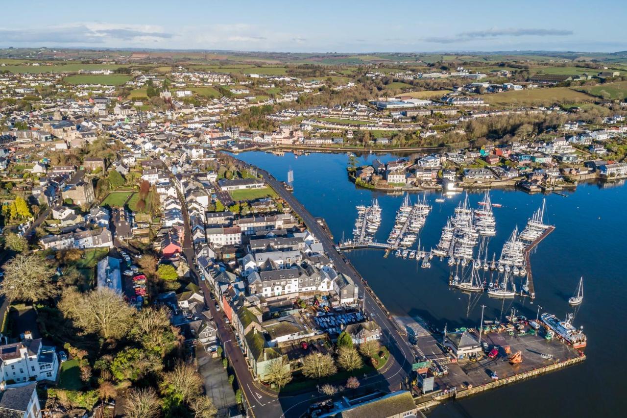 River Views,Kinsale, Hosted By Exquisite Holiday Homes, Sleeps 26 Cork Exterior photo